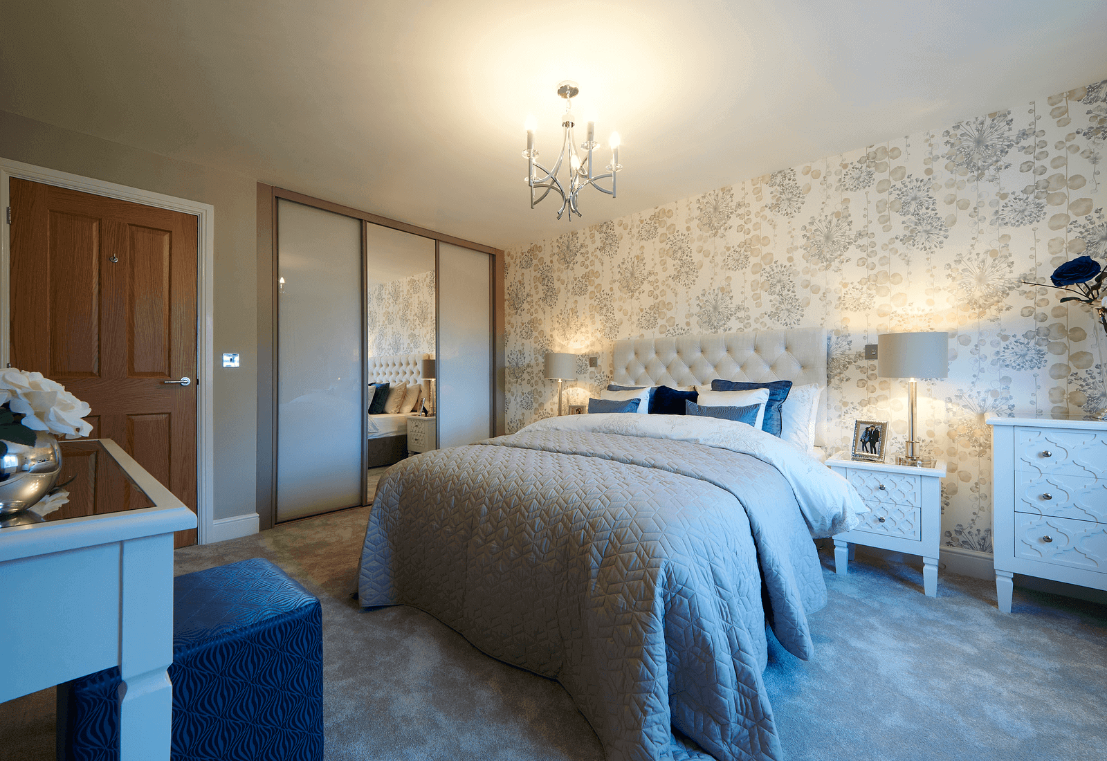 Master bedroom & En-suite in the Bayswater Show Home at St Peter's Park