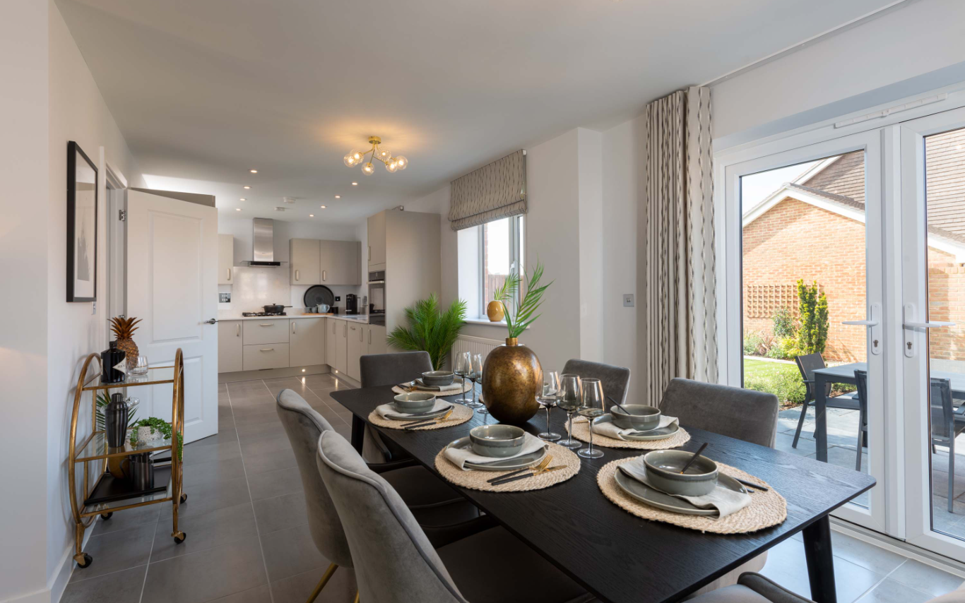 Kitchen/Dining Area