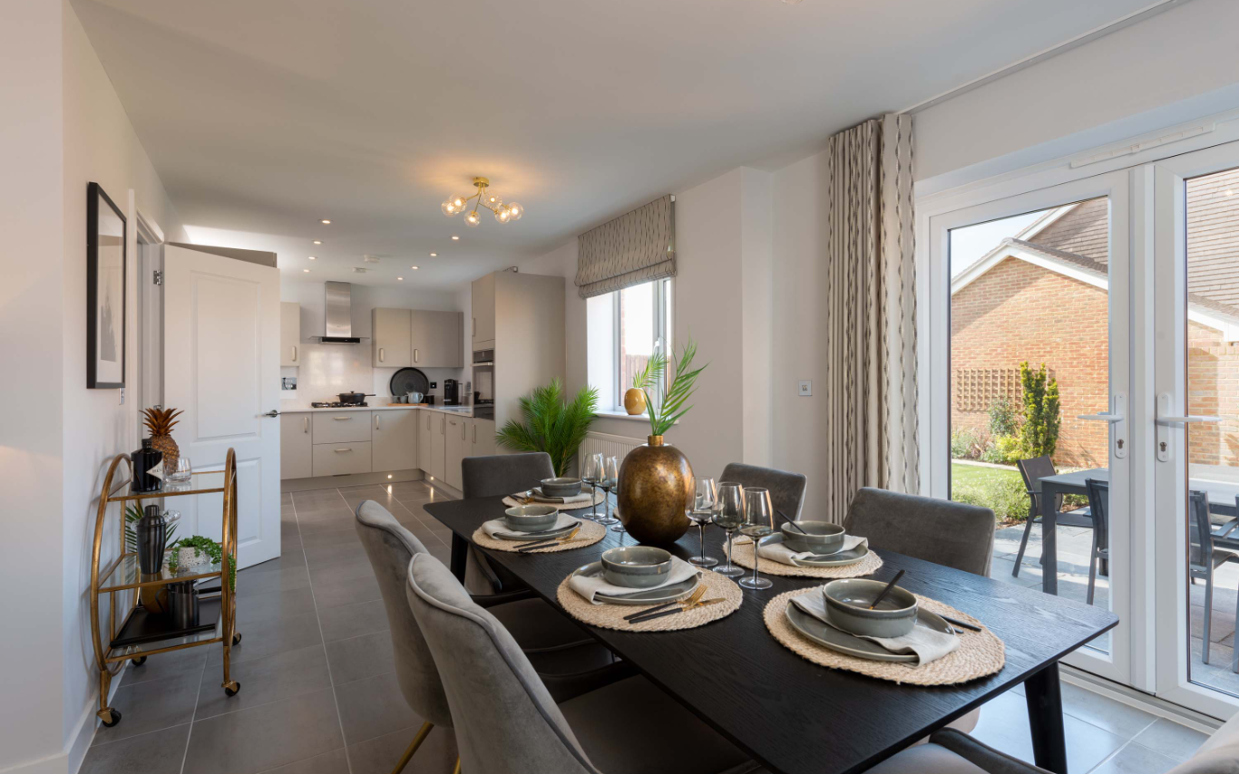 Kitchen/Dining Area